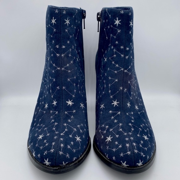 BILLY ELLA Anthro Blue Booties w Silver Embroidered Constellations- Sz 7 - Picture 4 of 13